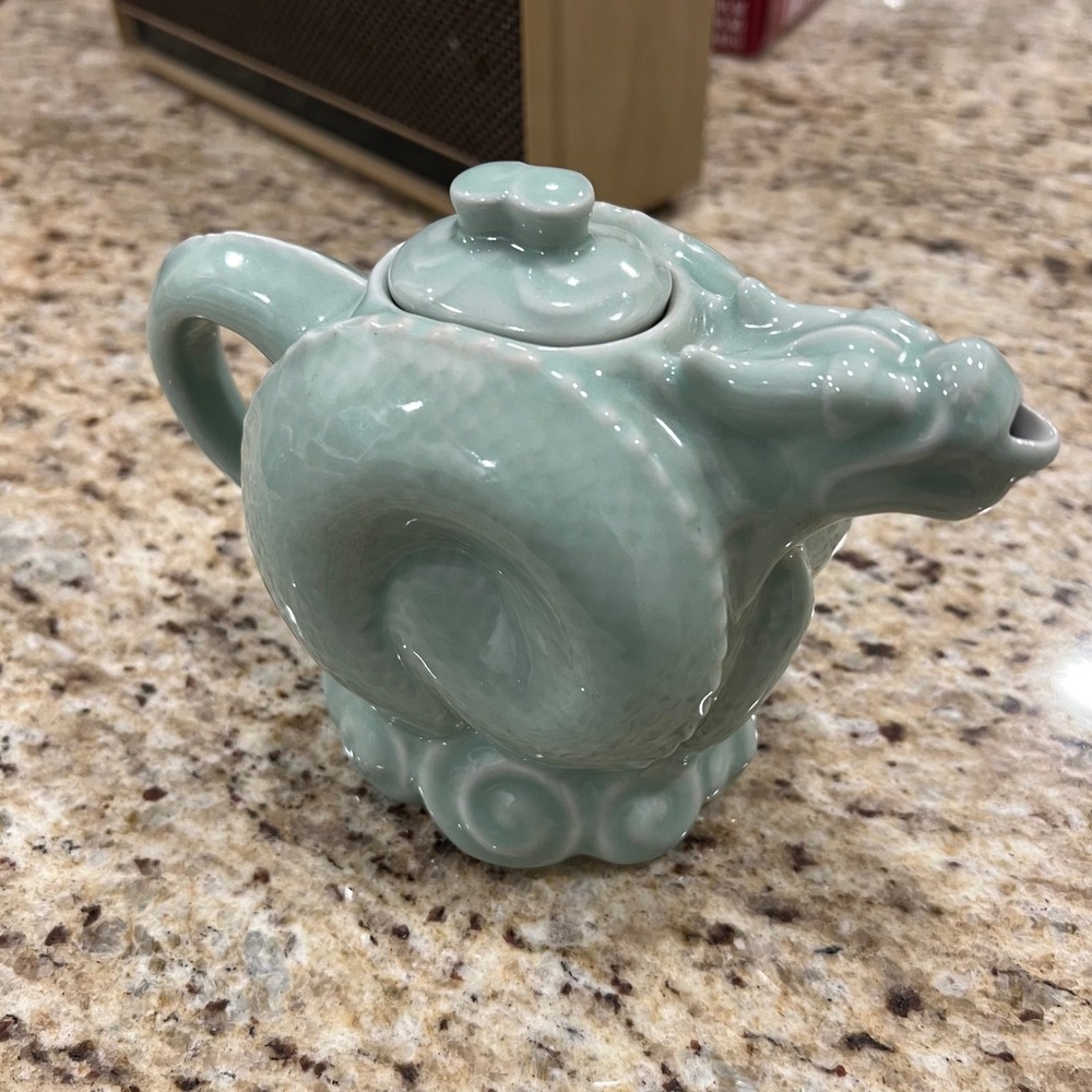 Vintage Celadon Green Ceramic Dragon Teapot Asian Mythical Tea Pot Made In China - Picture 2 of 7